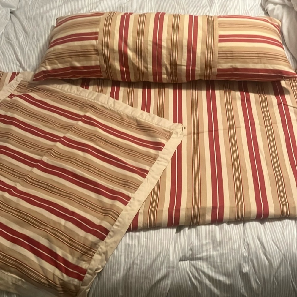Pottery Barn ORIGINAL Red and Cream Duvet Cover Set with Striped Design